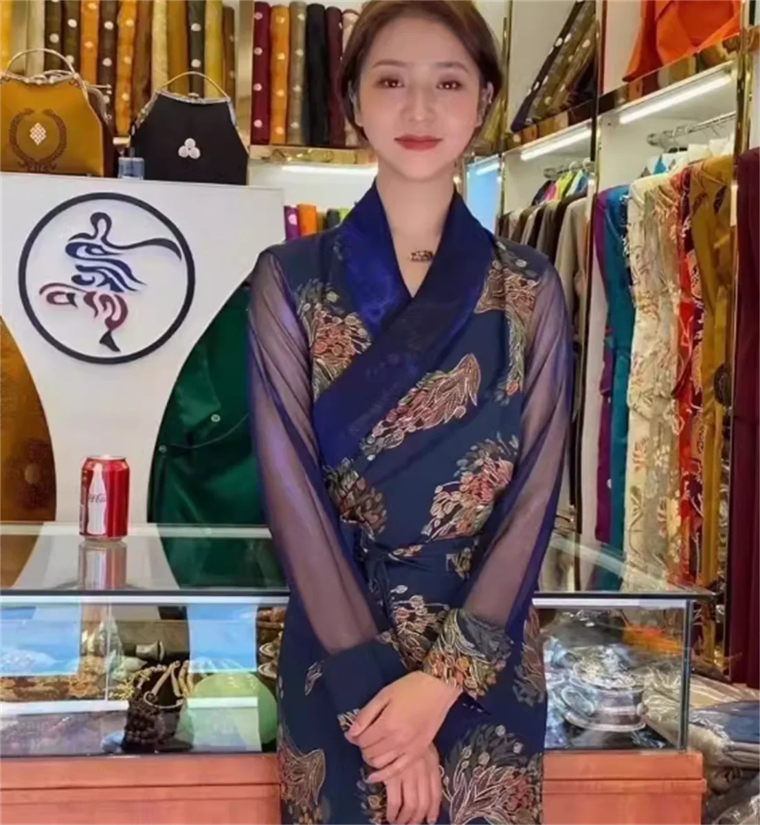 Spring and Summer Tibetan clothes in Lhasa